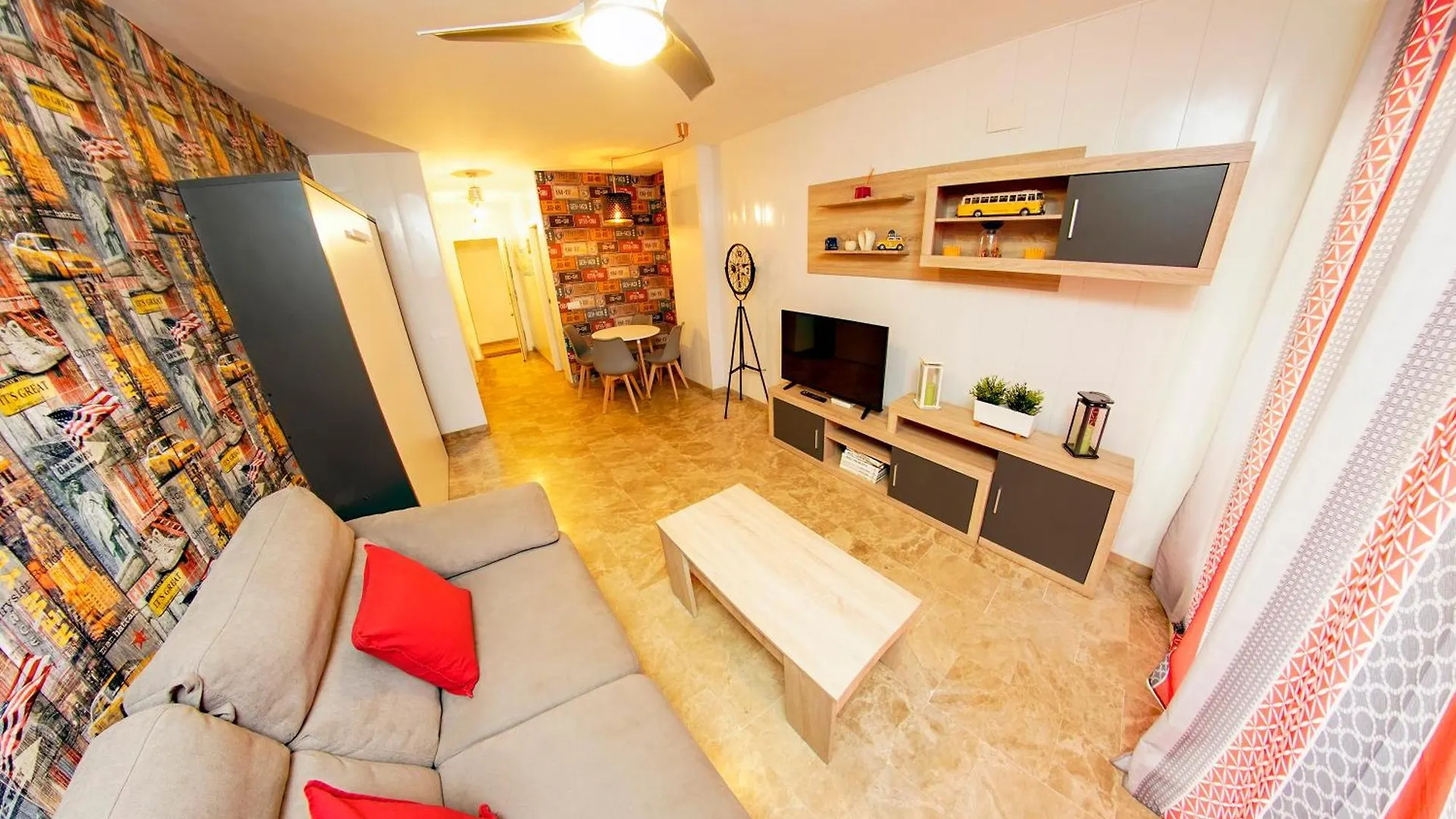 Apartamento Zenplaya bajo 5 playa bajondillo Torremolinos 0*,  España
